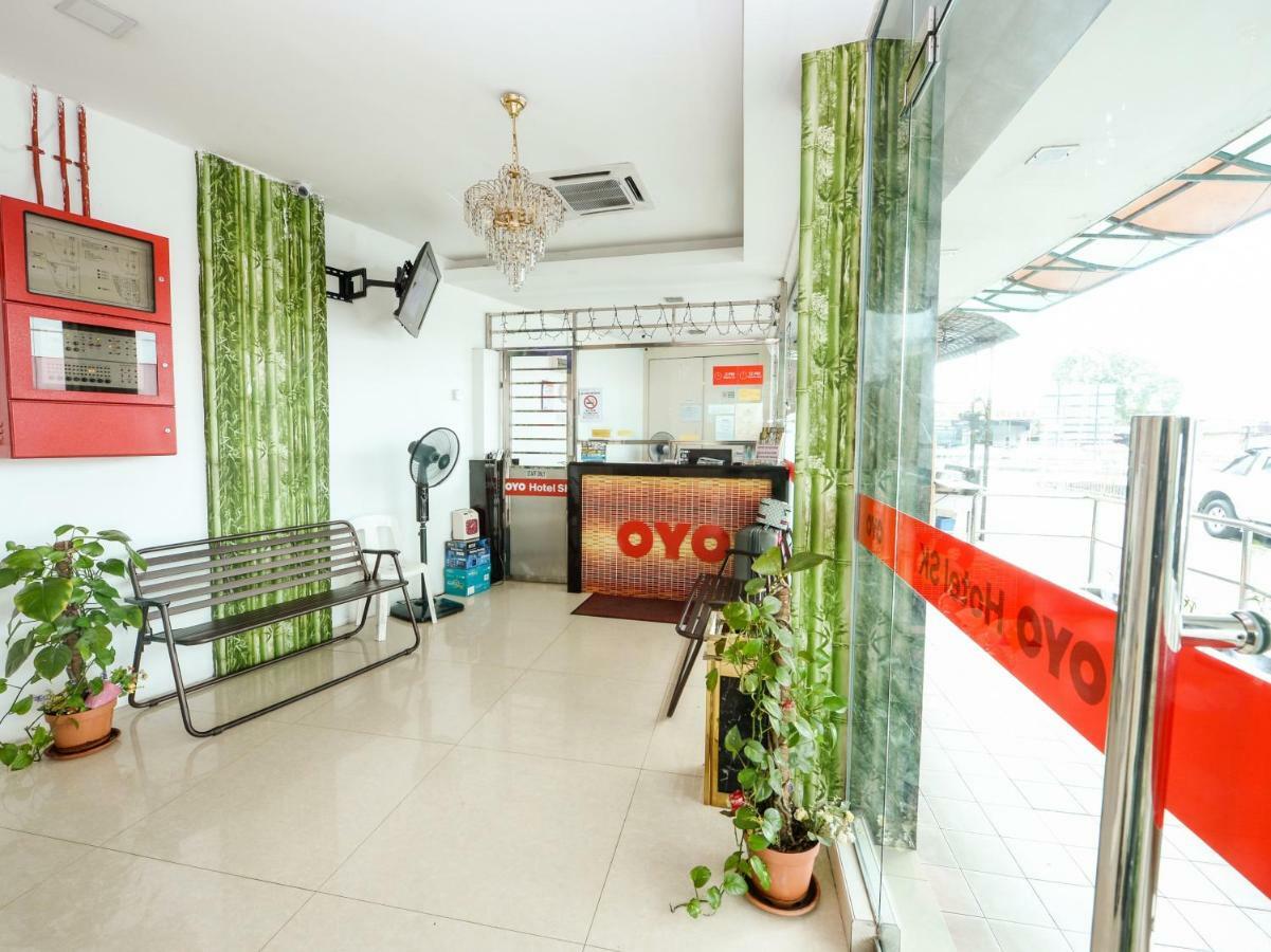 Oyo 982 Hotel Sk Kajang Extérieur photo